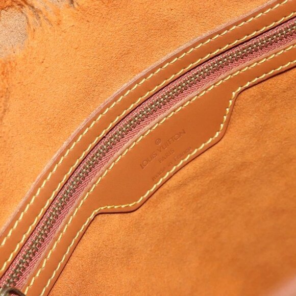 LOUIS VUITTON Epi Bucket GM Shoulder Bag SPO Beige LV Auth 147993 - Picture 11 of 16